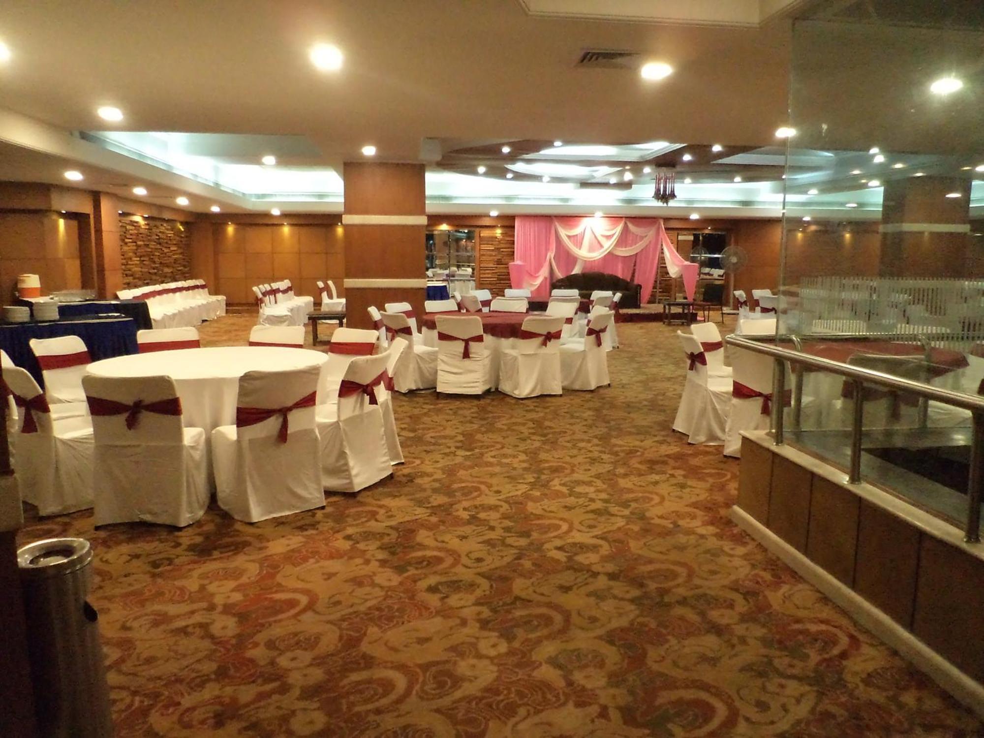 Inn Riviera Jammu Luaran gambar