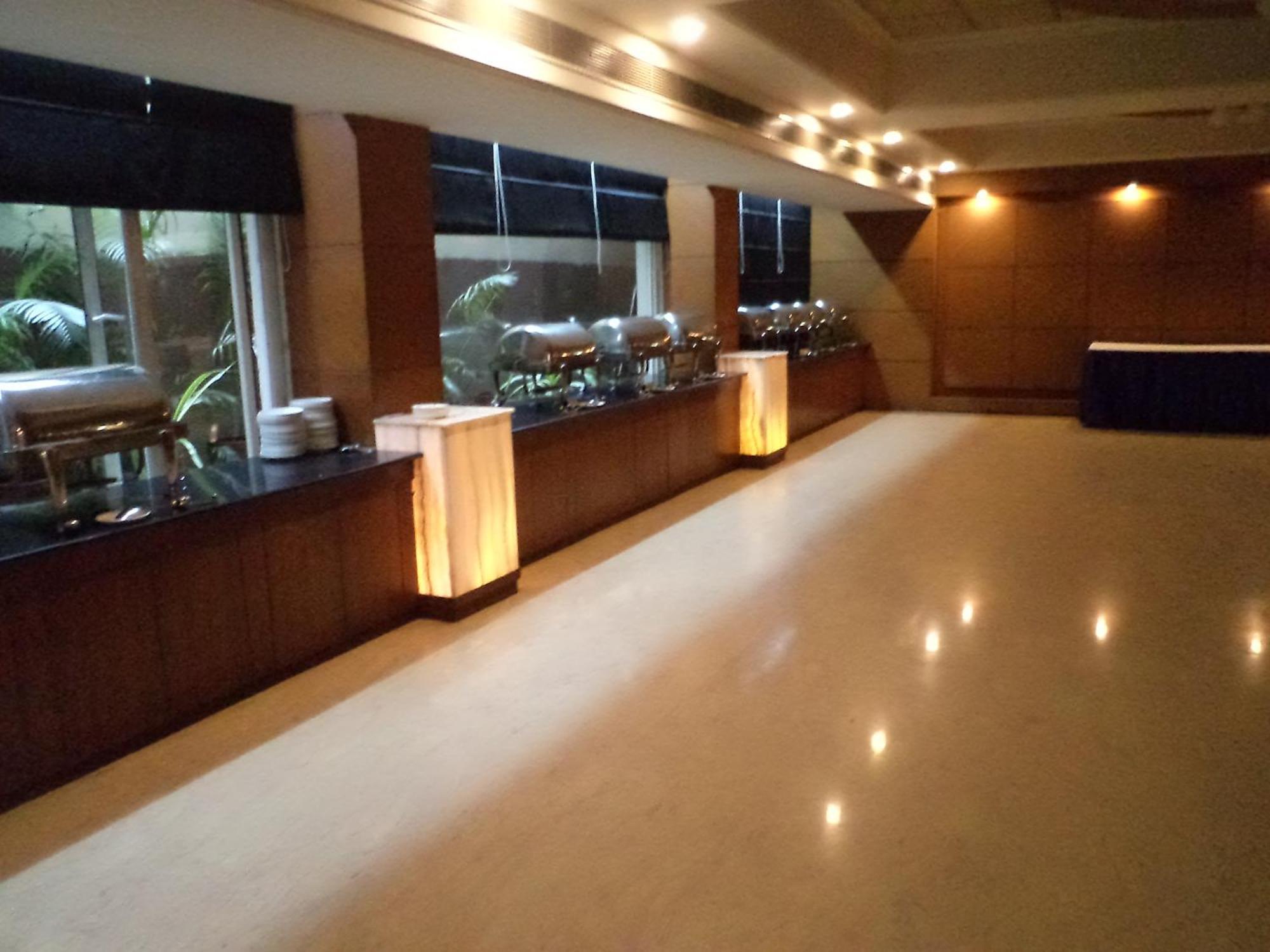 Inn Riviera Jammu Luaran gambar